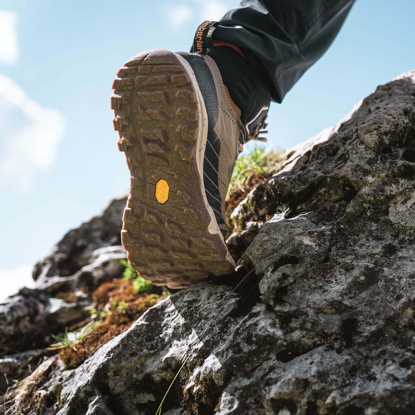 DEVERO MID GTX - Sand