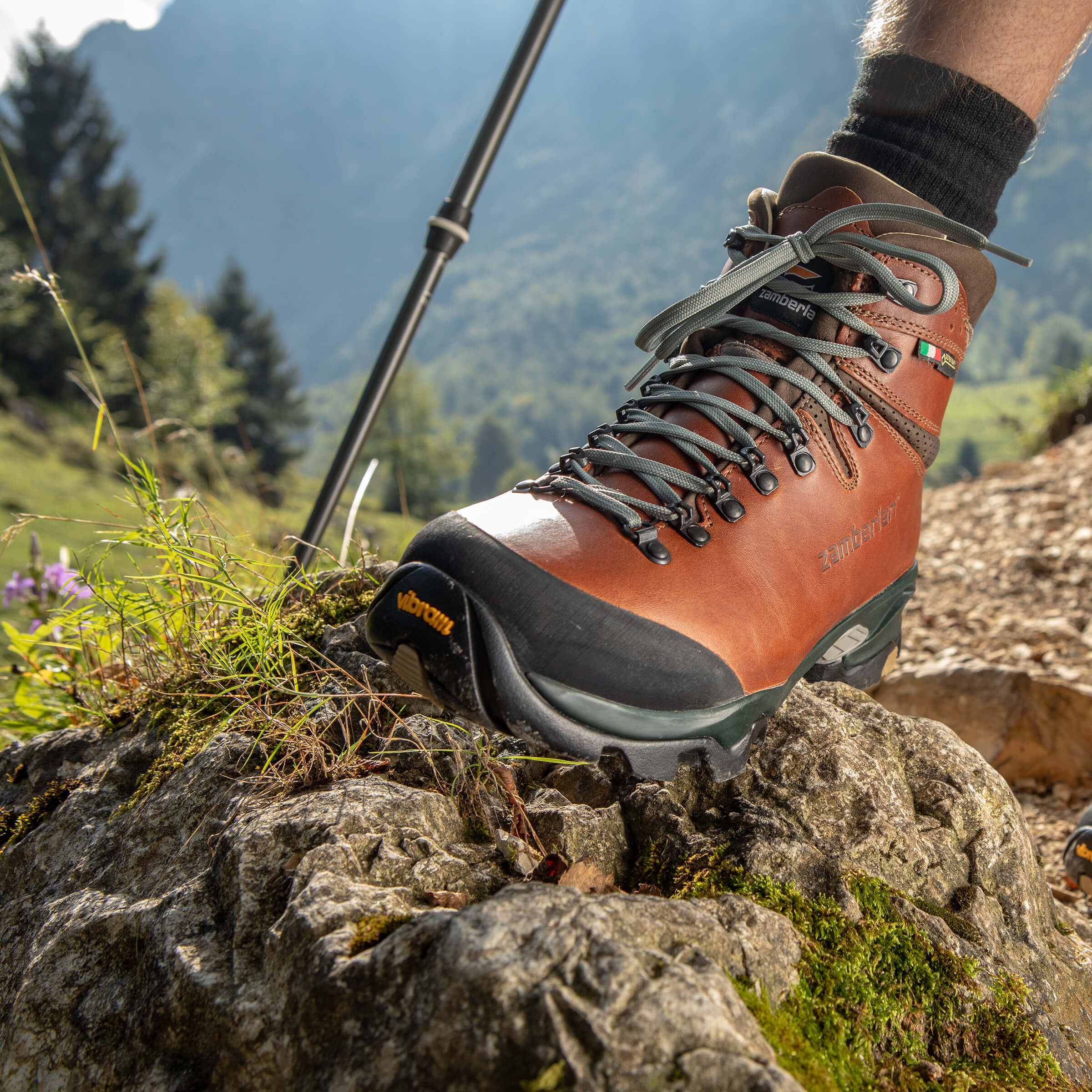 VIOZ LUX GTX - Waxed Brick | Men's Hiking Boots | Zamberlan
