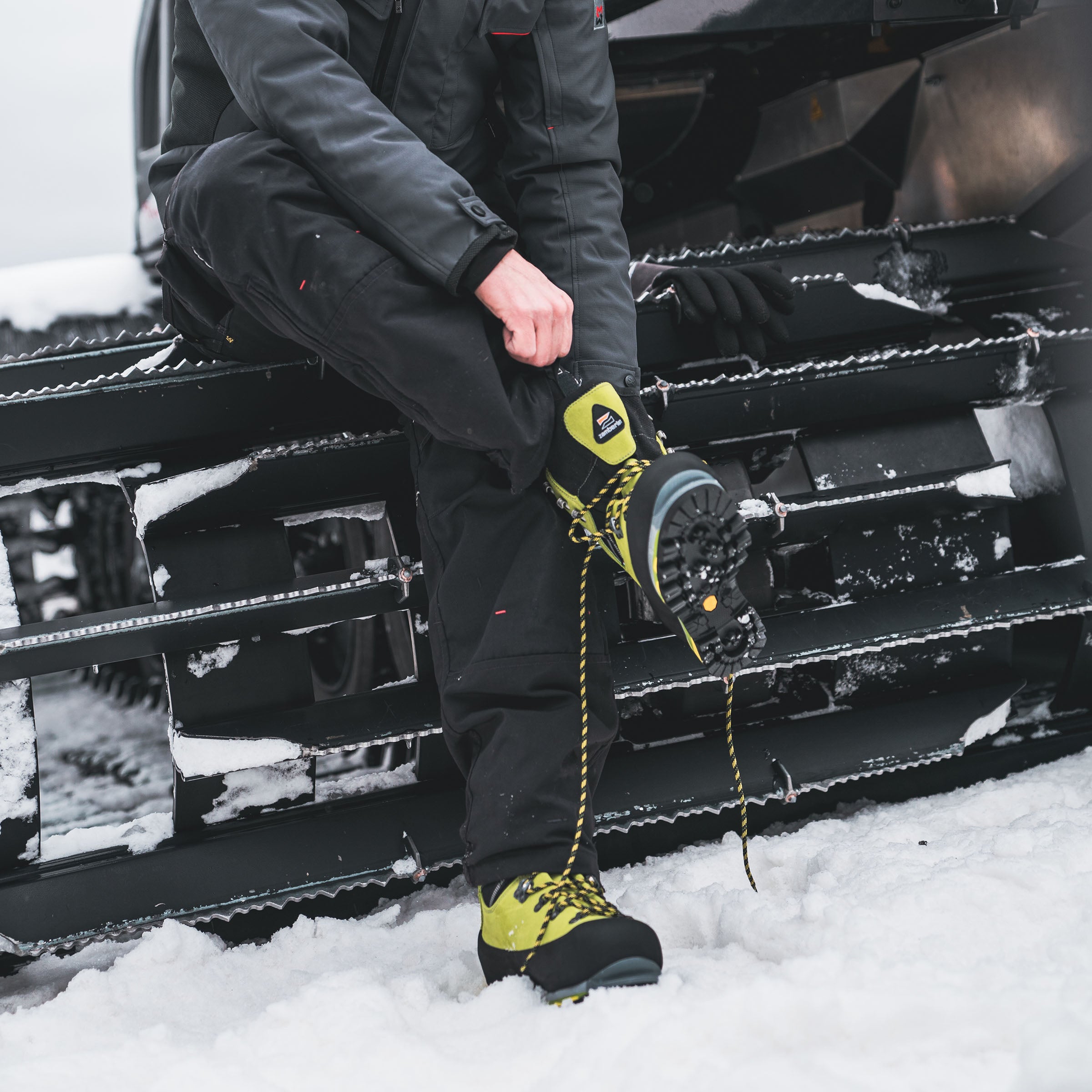 MOUNTAIN LITE GTX S3 - Acid Green | Men's Work Boots | Zamberlan